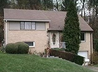 161 Poplar Ridge Dr, Pittsburgh, PA 15235