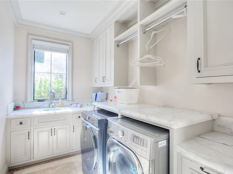 605 Walnut Ave — Photo 34