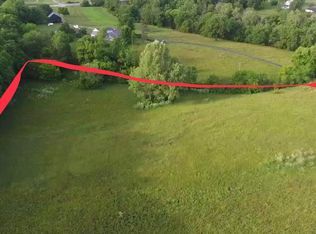 966 Peacock Rd, Paris, KY 40361