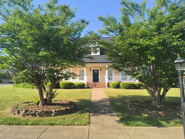 2683 Churchill Downs Cir, Chattanooga, TN 37421