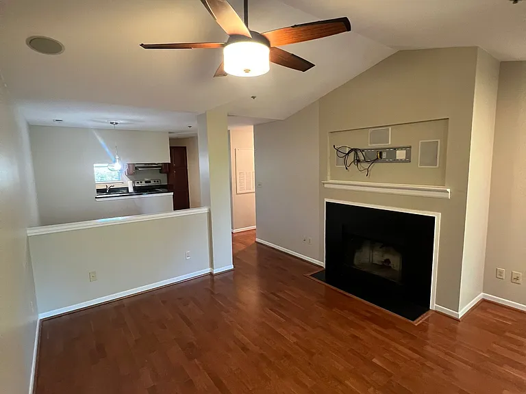 525 Olmsted Park Pl #N — Photo 1