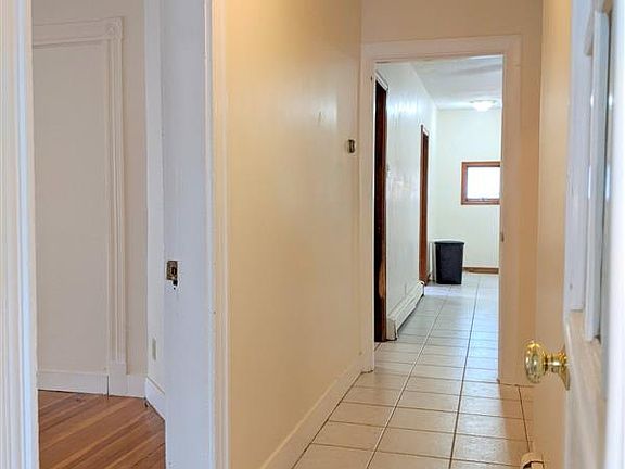 3rd image of 81-83 Yorktown St #1