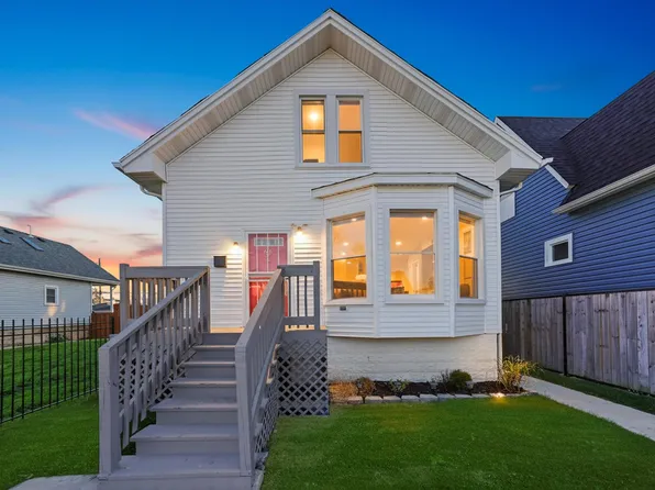 10141 S Emerald Ave, Chicago, IL 60628