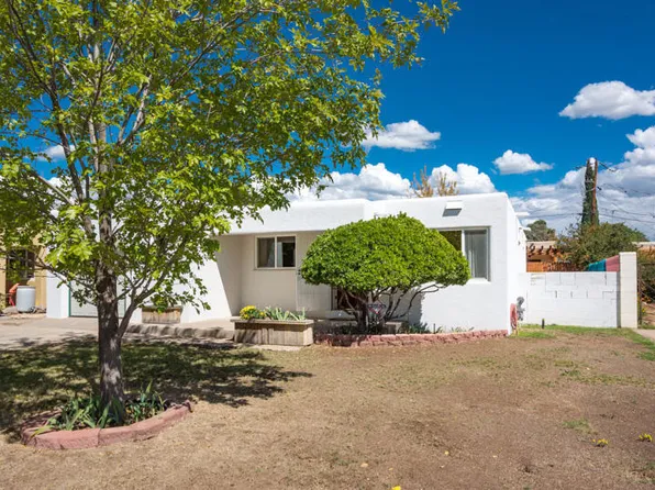 1804 Illinois St NE, Albuquerque, NM 87110