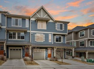 29 E Kinlea Cmn NW, Calgary, AB T3R 0S2