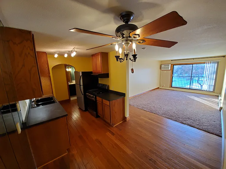 7320 York Ave S #202 — Photo 15