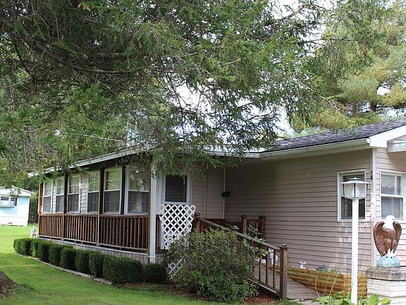 4th image of 78 Woodlands Ln