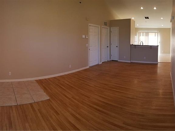 2nd image of 330 NE 13th Ter