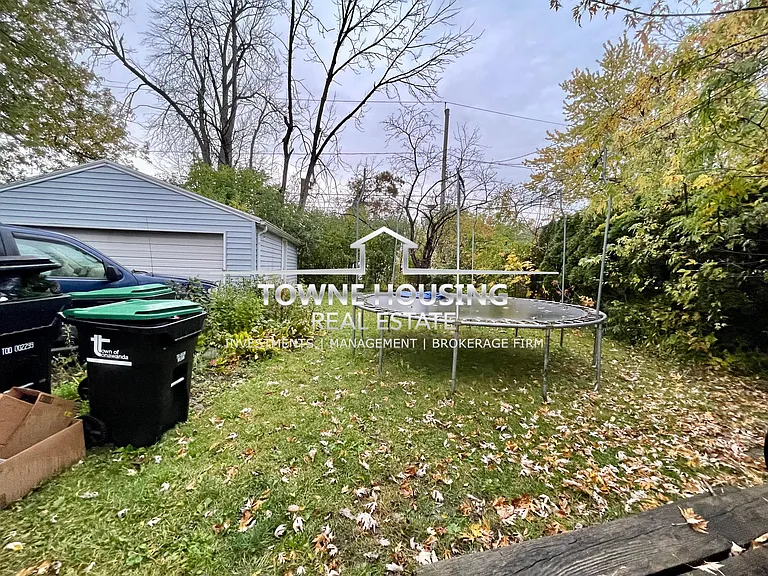 160 Woodward Ave — Photo 18