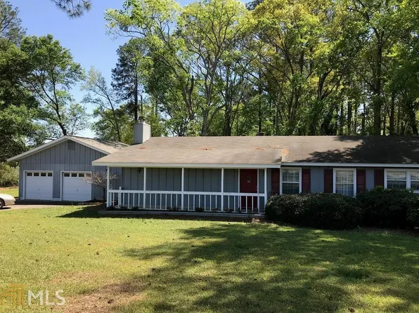 177 Lakeshore Cir, Milledgeville, GA 31061