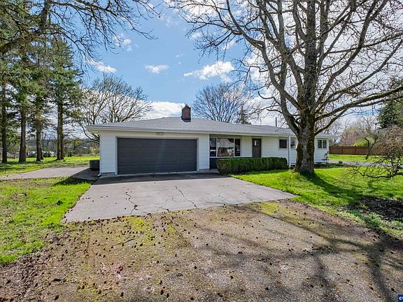 3rd image of 33001 Sand Ridge Rd