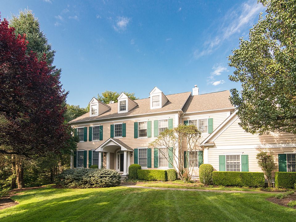 1st image of 63 Hampden Ln