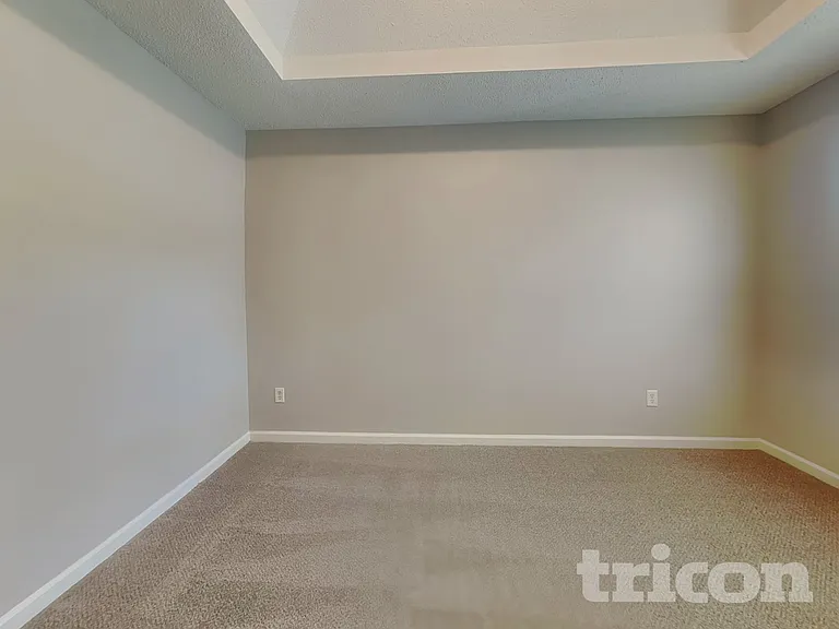 222 Southwind Ln — Photo 13