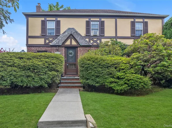 215-36 48th Avenue, Bayside, NY 11364