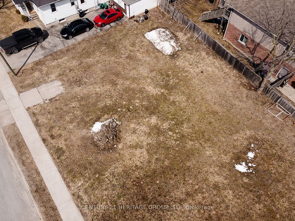 1st image of 76 Henry St