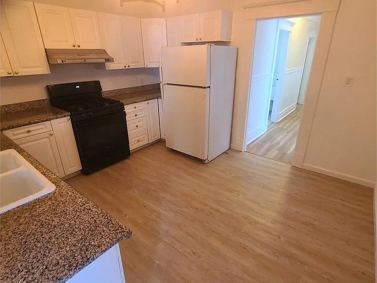 3231-3233 Laguna St #2 — Photo 5