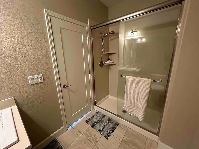 5805 Brandon Ct — Photo 8