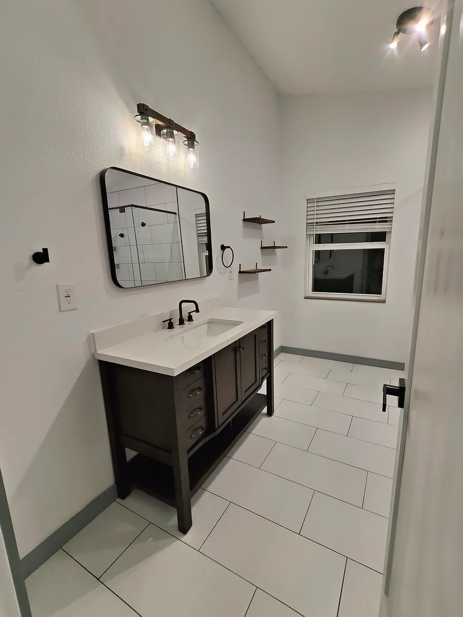 Building Photo - 7826 Sagebrush Pl