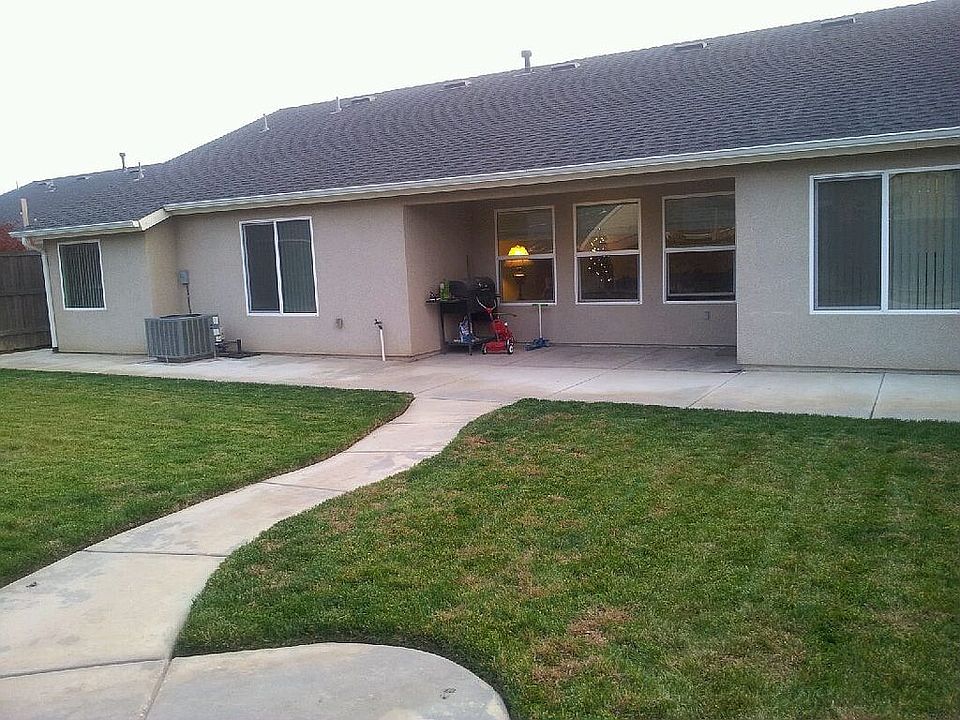 2nd image of 7088 W San Ramon Ave