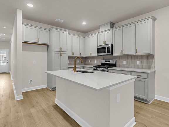 6th image of this home