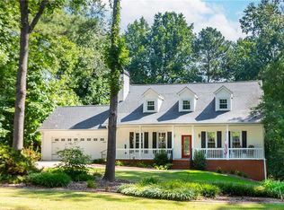 2147 Deer Trl NW, Suwanee, GA 30024