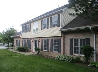 1415 Laurel Oaks Dr, Berwyn, IL 60107