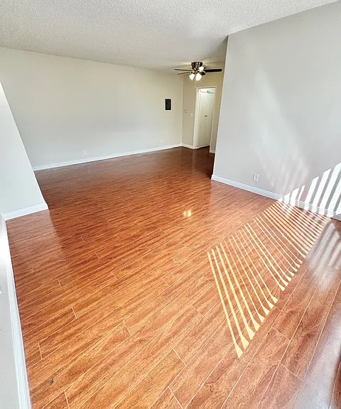 405 E Fairview Ave #22 — Photo 11