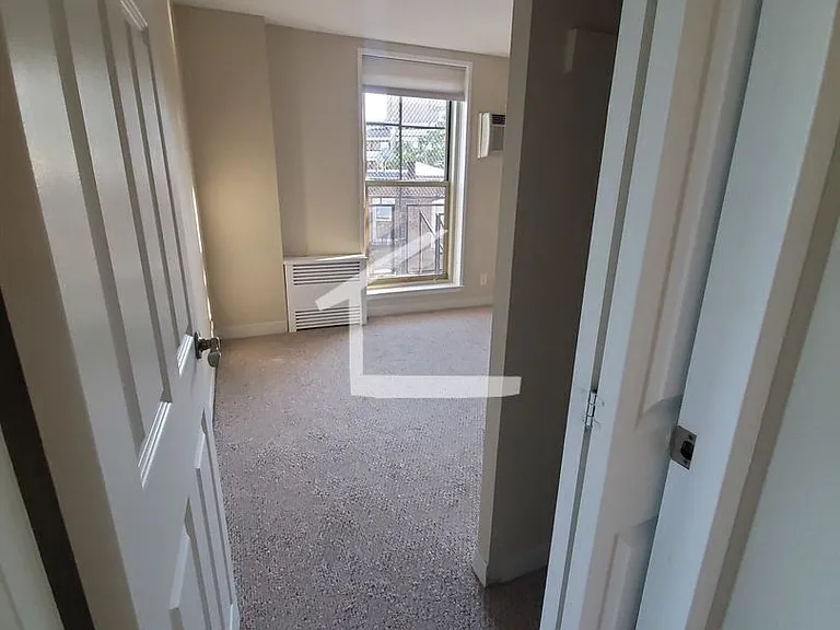 11B Camelot Ct #4A — Photo 3