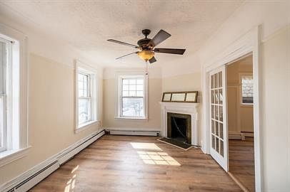 4th image of 277 Grand St