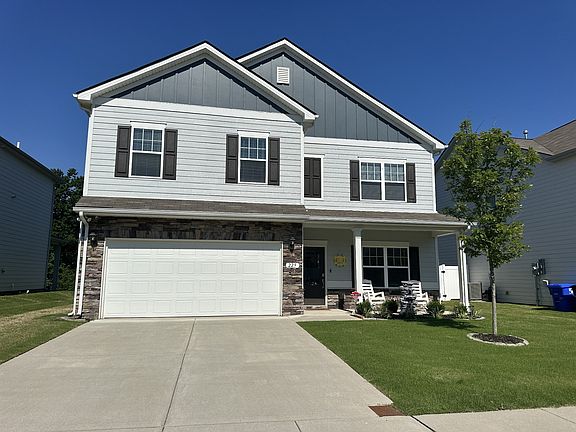 3rd image of 229 Stonewall Dr