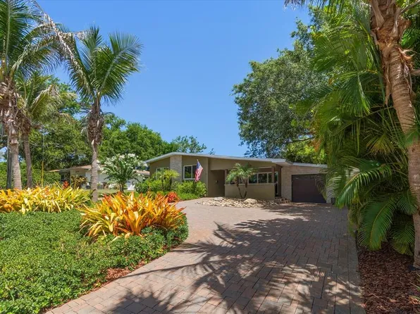 308 BARBARA CIRCLE, BELLEAIR, FL 33756