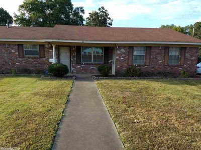 7000 Azalea Dr, Little Rock, AR, 72209