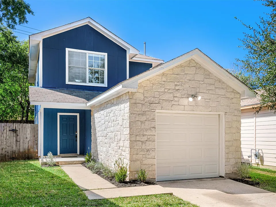 1562 Parkfield Cir