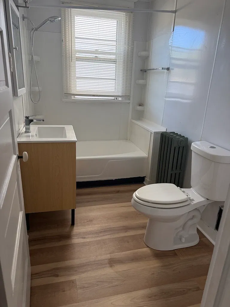 3 bed, $975 — Photo 4