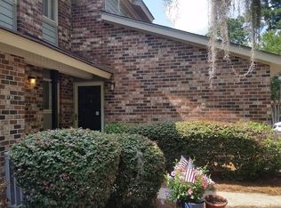 204 Andrea Ln, Hanahan, SC 29410