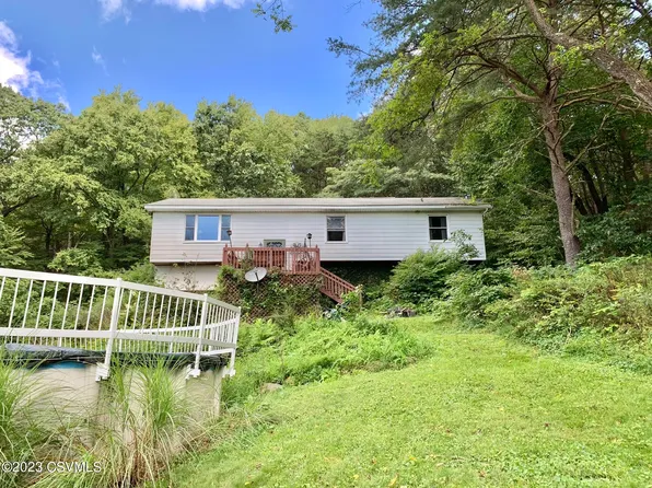 49 Hillside Ln, Wapwallopen, PA 18660