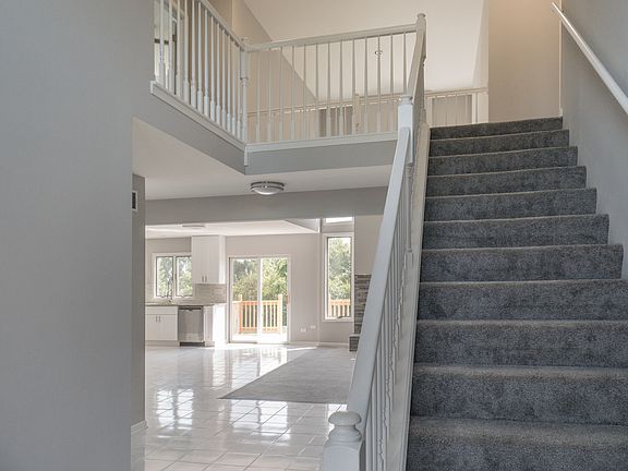 2nd image of 22951 Eastbrook Dr