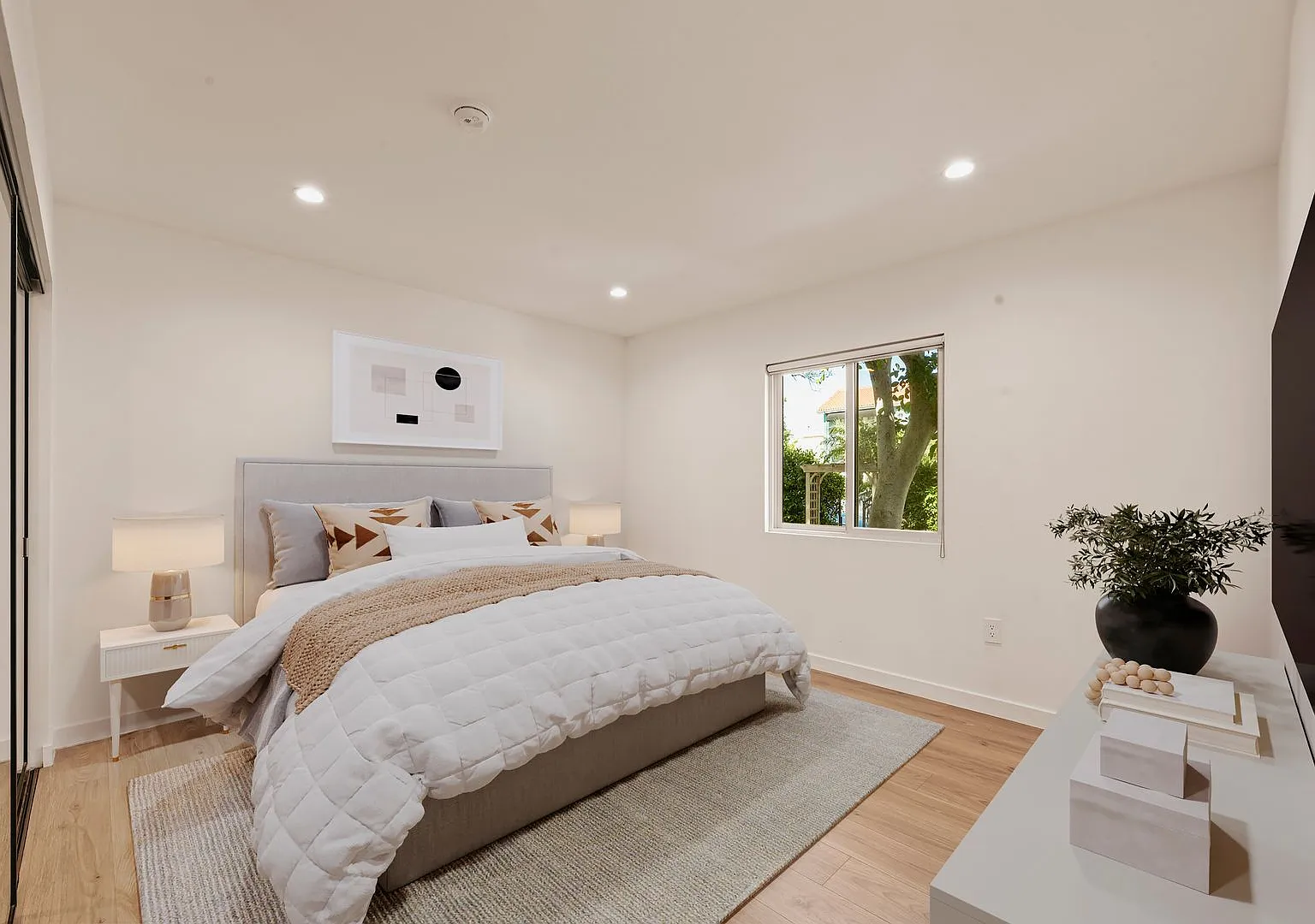 TALA Residences at 751 Alfred Street — Photo 3