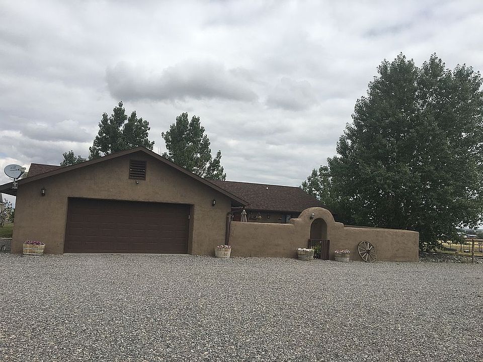1st image of 28 Skyline Dr