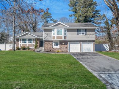 17 Rolling Hills Drive, Ridge, NY, 11961