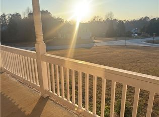 302 Mountberry Ct, Loganville, GA 30052