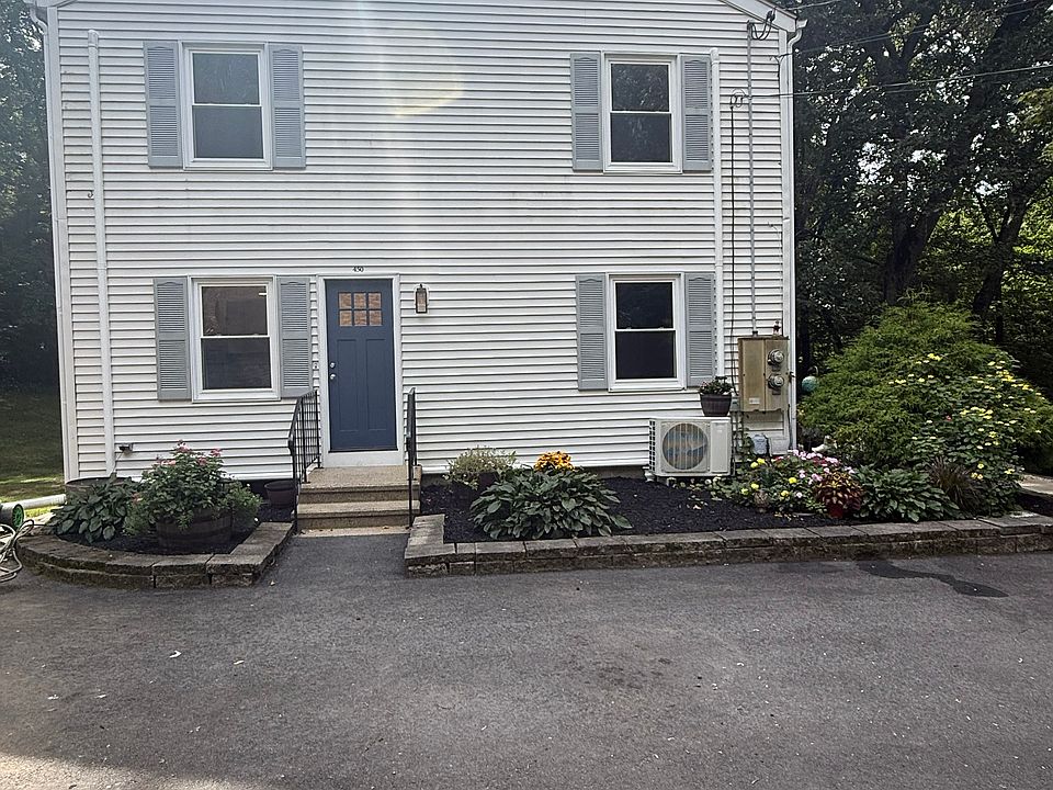 1st image of 450 Chestnut Tree Hill Rd #450