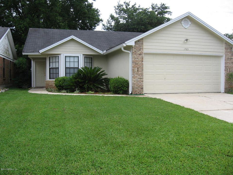 1st image of 1705 Ashwood Cir