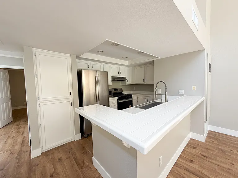 9946 Scripps Westview Way #283 — Photo 4