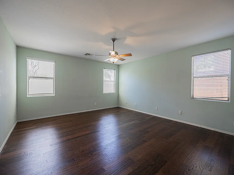 1861 E Patrick Ln — Photo 13