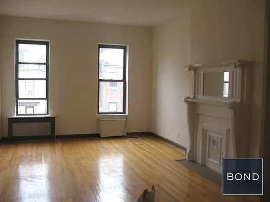 Rented by Bond New York | media 8