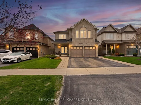 12 Orleans Ave, Barrie, ON L4M 0B1