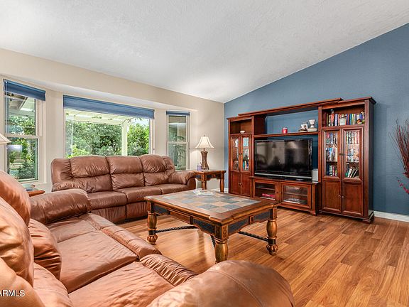 3rd image of 1653 LEISURE WORLD --
