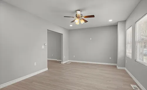 4507 High St Photo 1