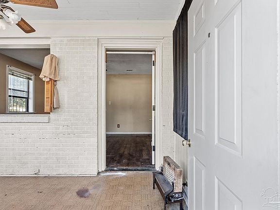 4th image of 1920 N Spring St